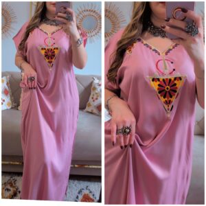 Robe magnifique TU 38 à 44